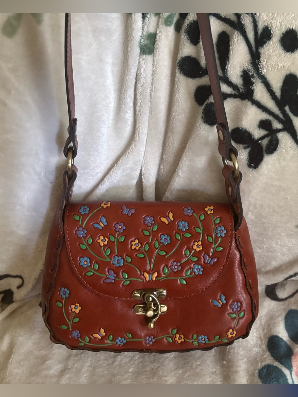 Patricia Nash vintage Micaela shoulder/crossbody bag